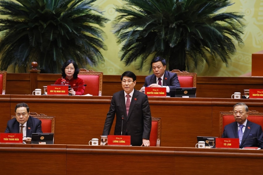 Phiên thảo luận tại hội trường Đại hội Đảng XIV