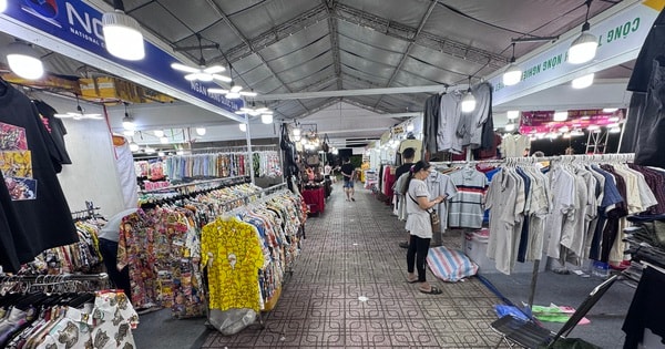 Tha hồ mua sắm tại chương trình kích cầu tiêu dùng tại phường Hạnh Thông, TPHCM