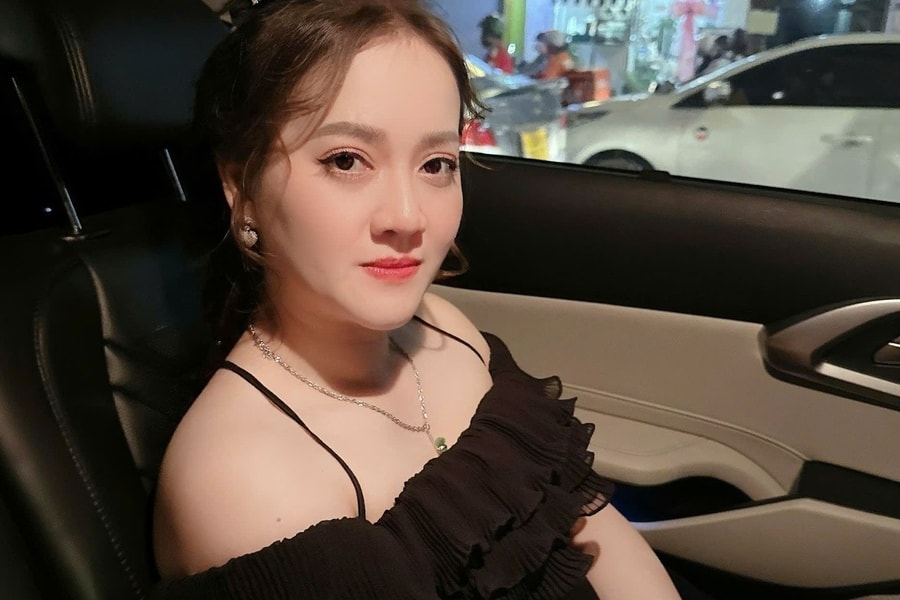 Hồng Loan xin lỗi