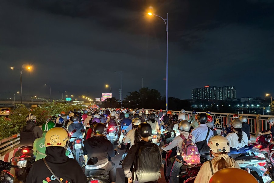 Chuyên gia hiến kế ‘số hóa’ để giải bài toán hạ tầng giao thông