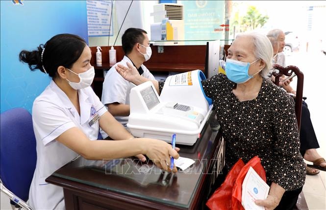 11 nhóm đối tượng được thanh toán 100% chi phí khám chữa bệnh BHYT