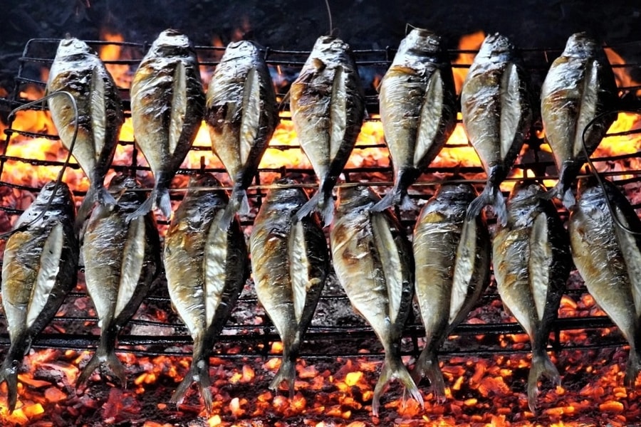 Làng nghề đỏ lửa ngày đêm, thợ thuyền mướt mồ hôi giữa giá lạnh