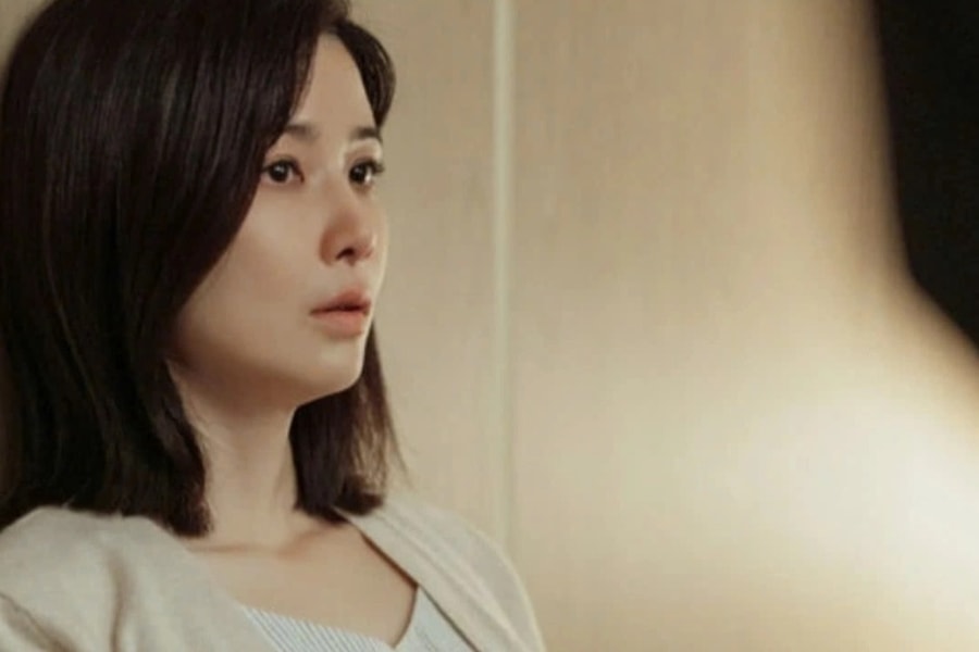 Hành động của chồng khi đi ăn với đồng nghiệp nữ khiến tôi nhận ra sự thật