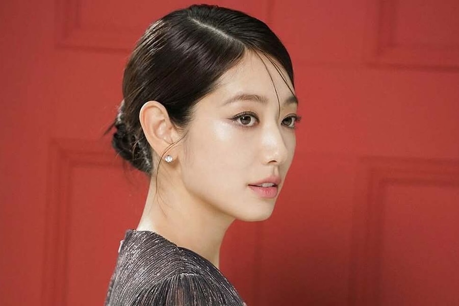 Park Shin Hye ở nhà bán hầm nuôi giấc mơ diễn xuất