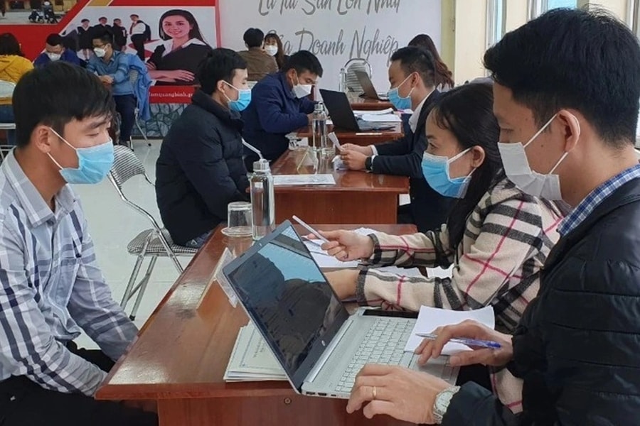 Người lao động không cần khai báo trực tiếp để hưởng trợ cấp thất nghiệp