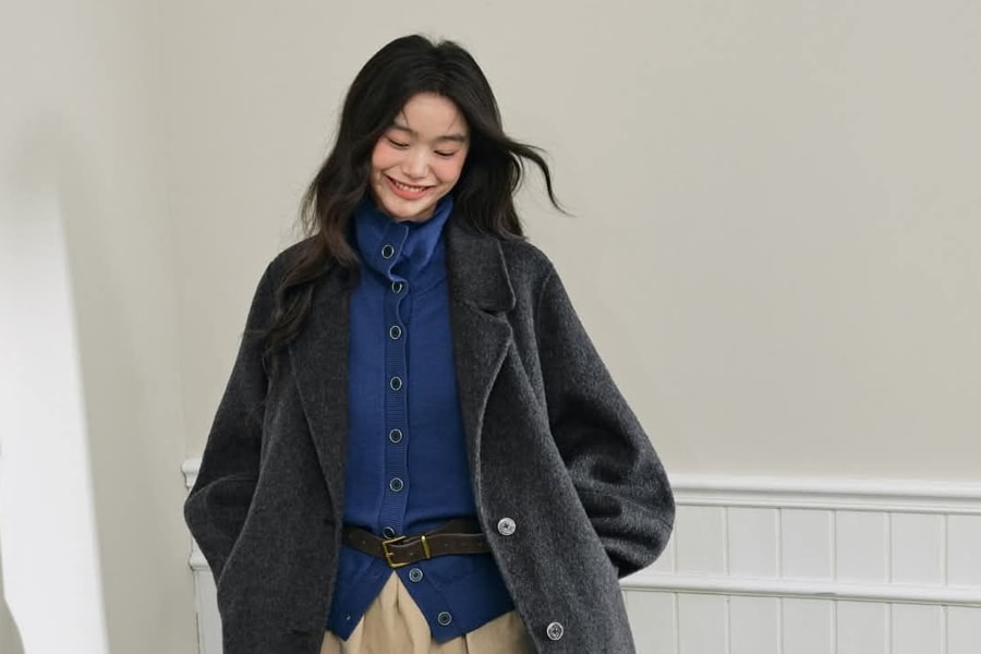 Cách phối áo len trông sang