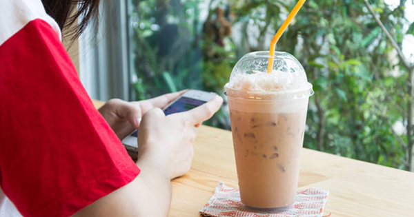 Thứ "nước hại gan" âm thầm hơn cả rượu bia mà rất nhiều người đang uống mỗi ngày