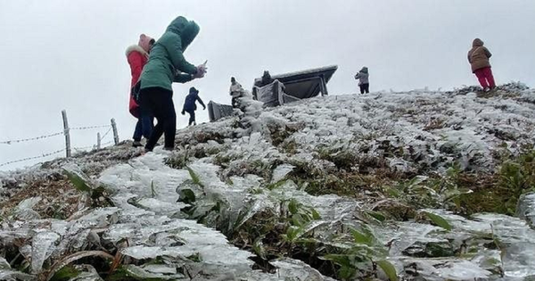 Không khí lạnh rất mạnh đổ bộ, bỏ túi ngay 2 "thần dược" giữ ấm cơ thể cực tốt