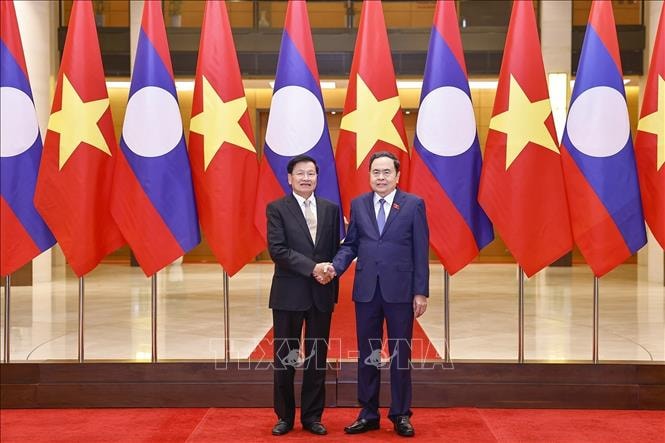 Chủ tịch Quốc hội Trần Thanh Mẫn hội kiến Tổng Bí thư, Chủ tịch nước Lào