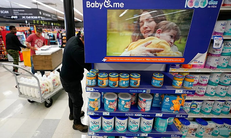 Hai tháng hỗn loạn của ngành sữa toàn cầu