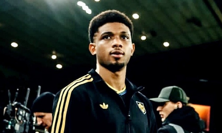 Tiền vệ Man Utd: 'Arsenal chỉ trông chờ đá phạt góc'