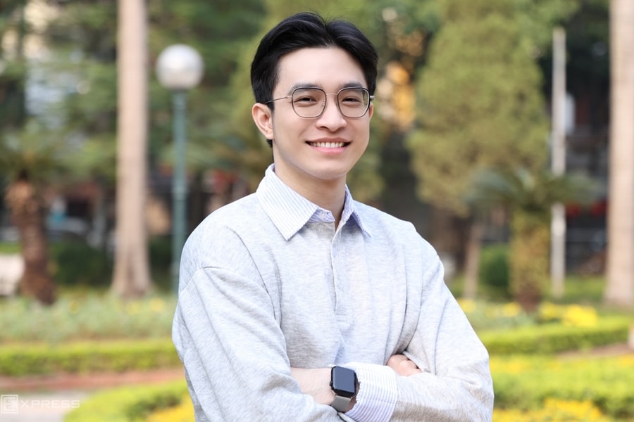 Hành trình trở thành bác sĩ nội trú xuất sắc của thủ khoa Y Hà Nội