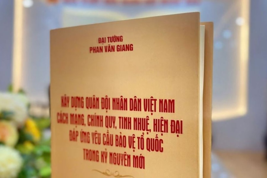 Ra mắt cuốn sách của Đại tướng Phan Văn Giang