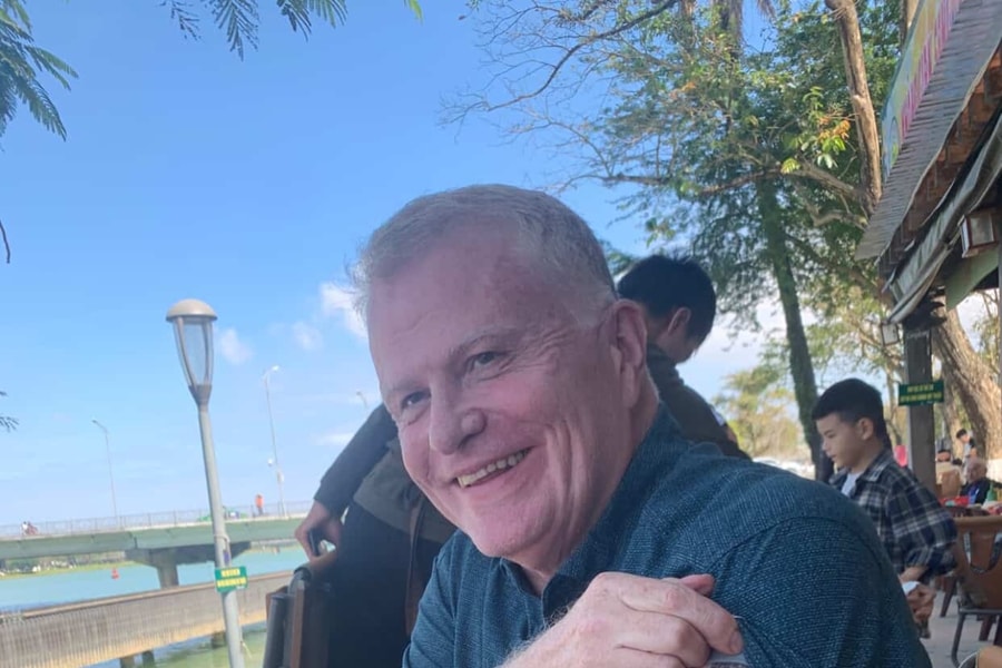 Khách Mỹ xăm hình sông Hương, viết sách khi du lịch Huế