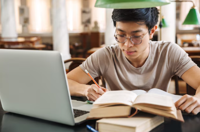 Tôi phải tốn 168 triệu đồng để 'kéo' điểm IELTS của con từ 4.0 lên 6.5