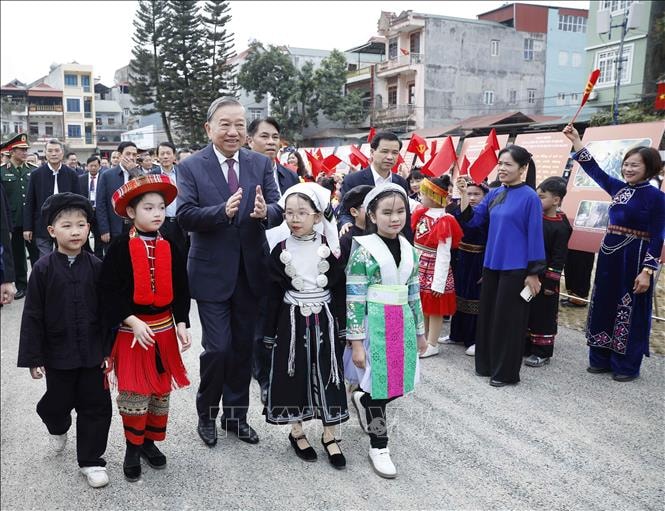 Tổng Bí thư Tô Lâm: Tiếp tục chung sức, đồng lòng đưa Cao Bằng tiến lên vững chắc