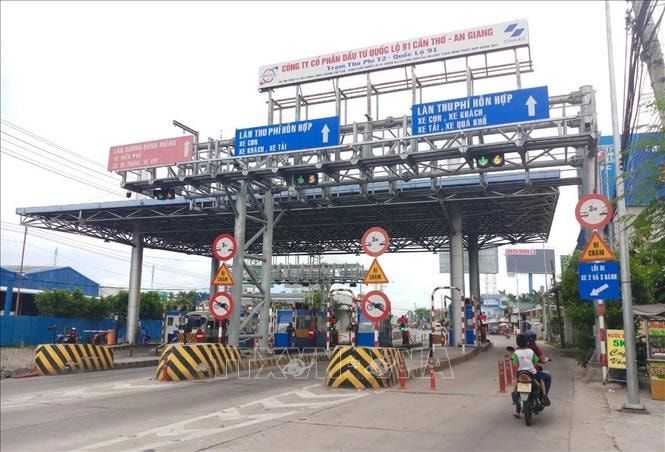 Khẩn trương hoàn thiện Nghị định xử lý vướng mắc dự án BOT giao thông trước 10/2/2026