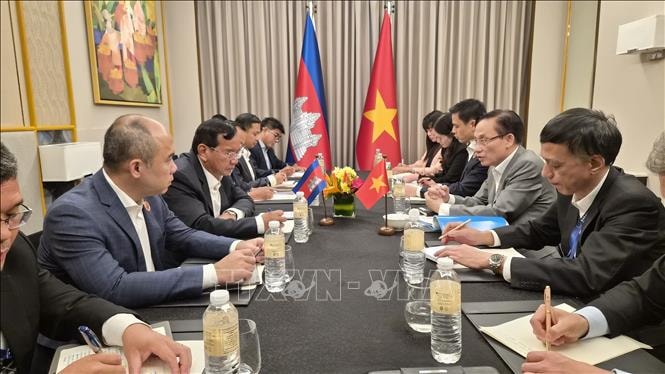 Việt Nam tích cực phát huy vai trò trung tâm của ASEAN