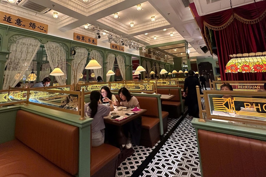 Khách Việt mách nhà hàng Michelin giá 'mềm' ở Thượng Hải