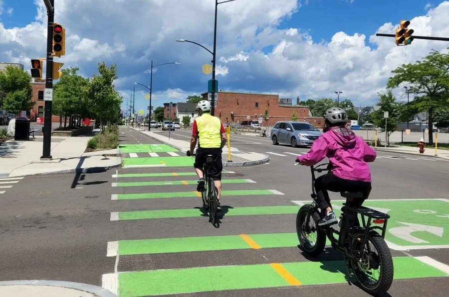 Đi xe đạp điện phải có bằng lái