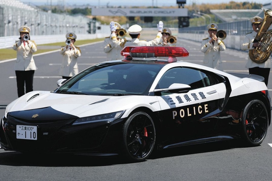 Siêu xe Honda NSX hybrid của cảnh sát Nhật