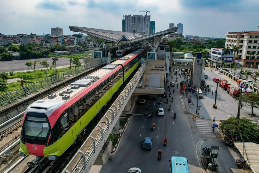 Hà Nội Metro tiếp nhận máy sốc tim tự động lan tỏa giá trị nhân văn tại nơi công cộng