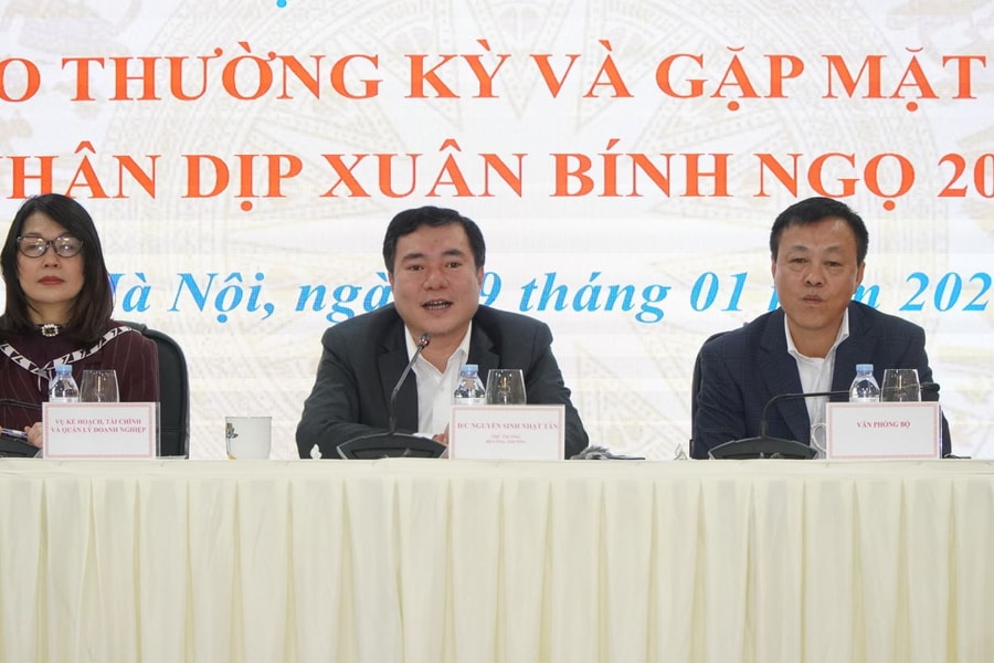 Bộ Công Thương tham vấn chuyên gia, khẳng định xăng E10 đủ điều kiện sử dụng