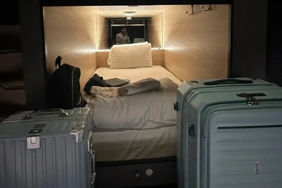 Khách Việt chi 1,3 triệu đồng thuê phòng khách sạn bé như quan tài