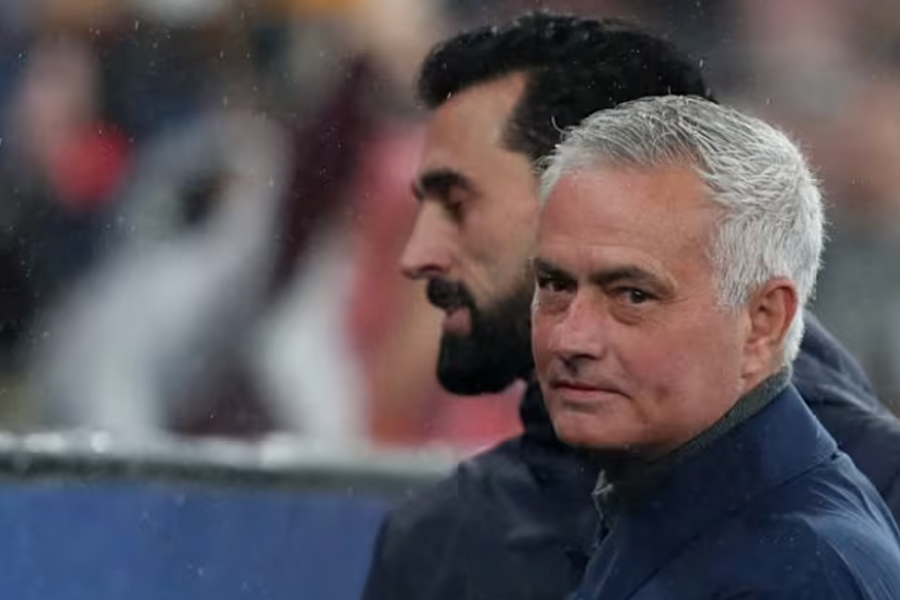 Mourinho: 'Arbeloa bảo tôi cứ ăn mừng thoải mái trước Real'