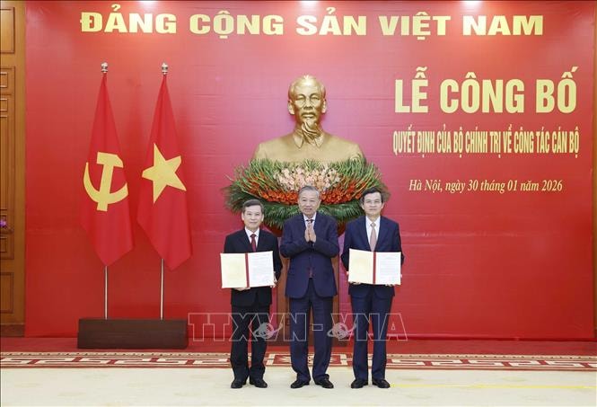 Bộ Chính trị quyết định phân công, bổ nhiệm, chỉ định Trưởng ban Nội chính Trung ương và Giám đốc Học viện Chính trị quốc gia Hồ Chí Minh