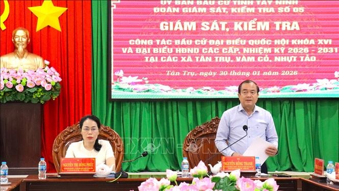 Thực hiện đúng quy trình tiếp nhận, xem xét hồ sơ người ứng cử