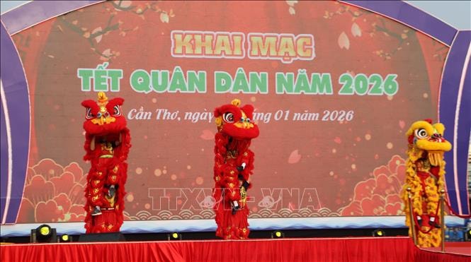 Ấm áp Tết sum vầy - Xuân ơn Đảng