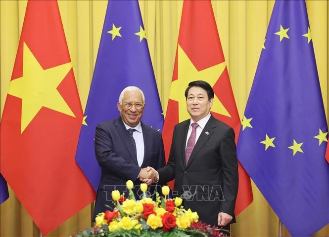 Chủ tịch Hội đồng châu Âu rời Hà Nội, kết thúc chuyến thăm chính thức Việt Nam