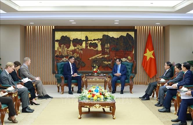 Thủ tướng tiếp Đại sứ Thụy Điển tại Việt Nam và Tổng giám đốc Tập đoàn Syre (Thụy Điển)