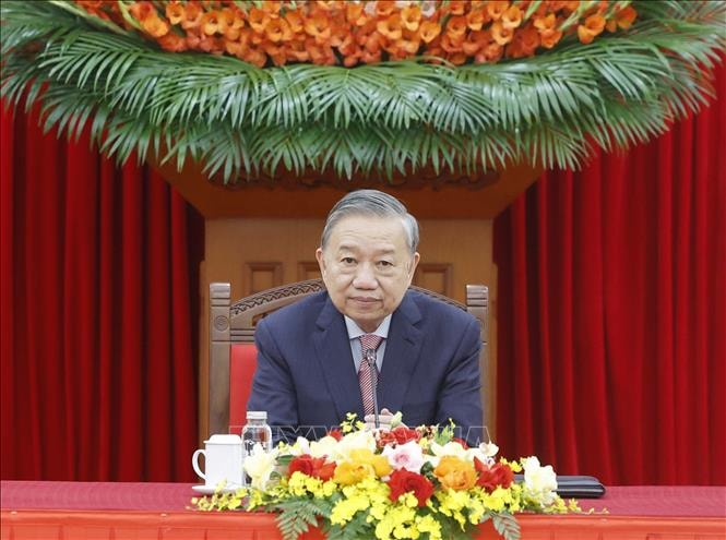 Tổng Bí thư Tô Lâm điện đàm với Tổng Thư ký Đảng Hành động Nhân dân, Thủ tướng Singapore