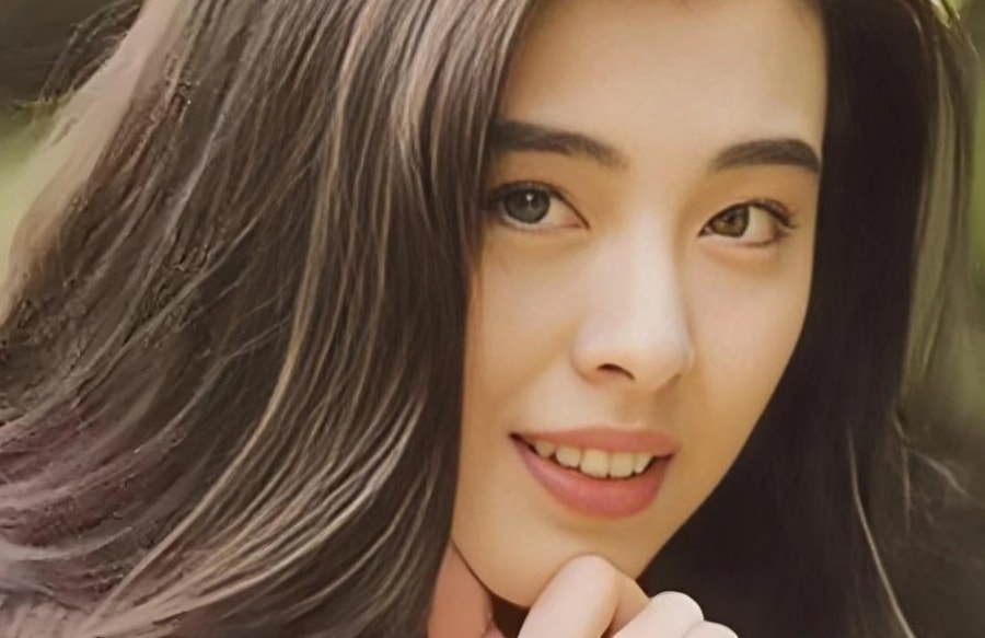 Vương Tổ Hiền gây sốt khi dùng mạng xã hội