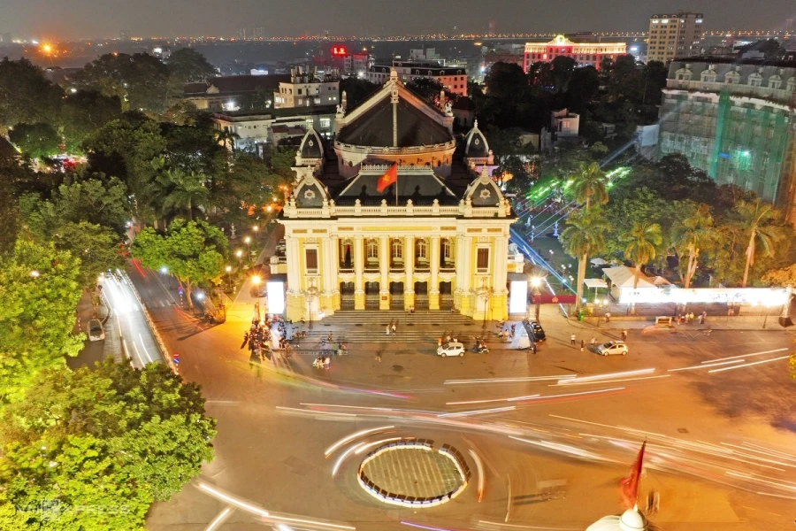 Hà Nội cấm đường quanh Quảng trường Cách mạng tháng Tám tối 31/1