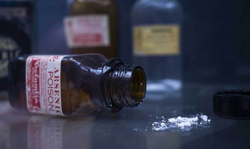 Thạch tín - chất độc 'vô hình' thách thức công lý