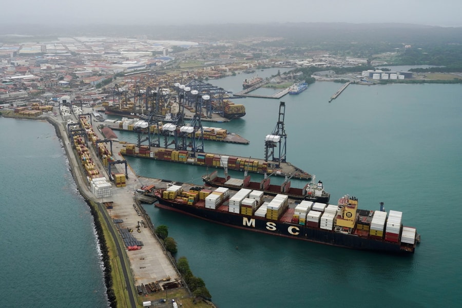 Tòa án bác quyền vận hành cảng của công ty Hong Kong ở kênh đào Panama