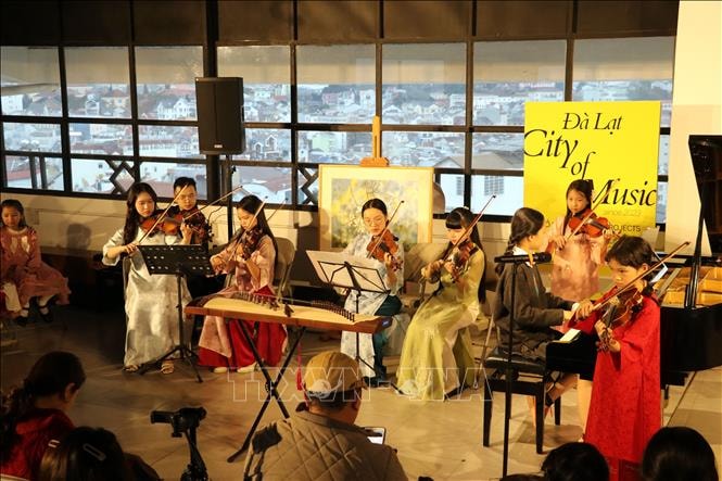 Ra mắt Dự án âm nhạc Phố Bên Đồi ở phường Xuân Hương - Đà Lạt