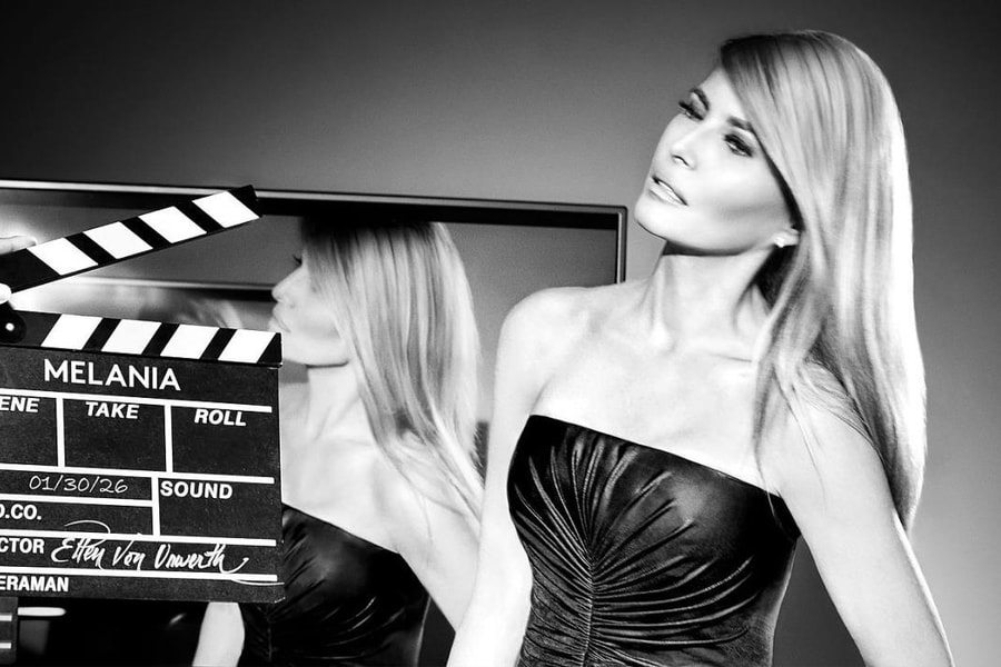 Chiến lược thời trang của bà Melania Trump