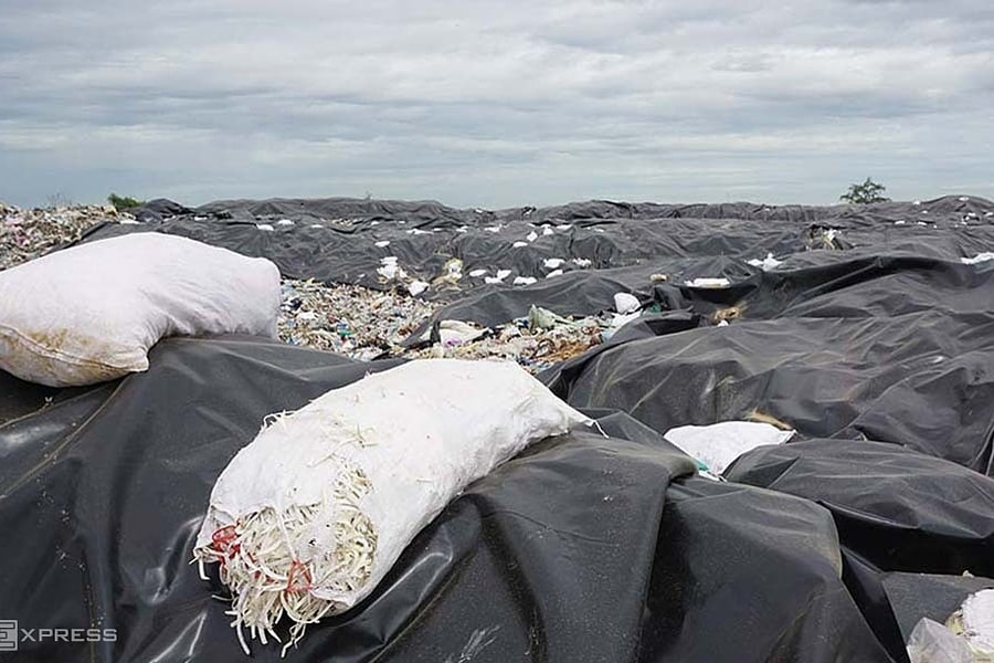 Đóng cửa bãi rác Sầm Sơn