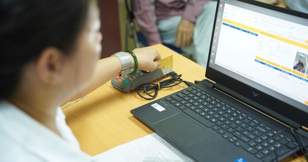 Tặng quà Tết với mức 300.000 đồng cho người hưởng lương hưu, trợ cấp mất sức lao động