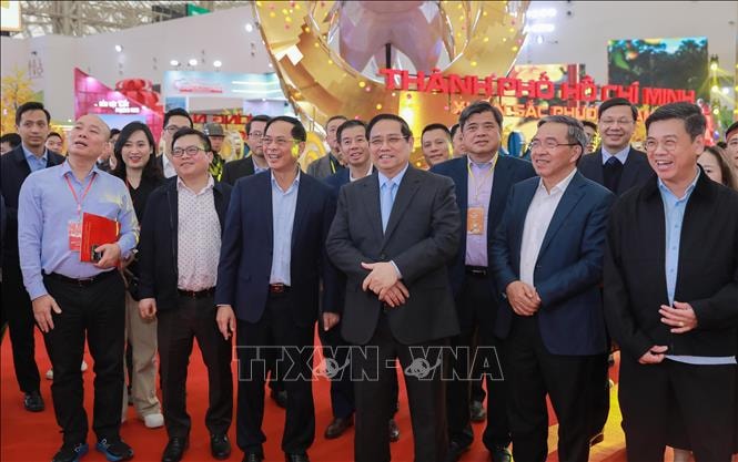 Thủ tướng dự tổng duyệt Lễ khai mạc Hội chợ Mùa Xuân 2026