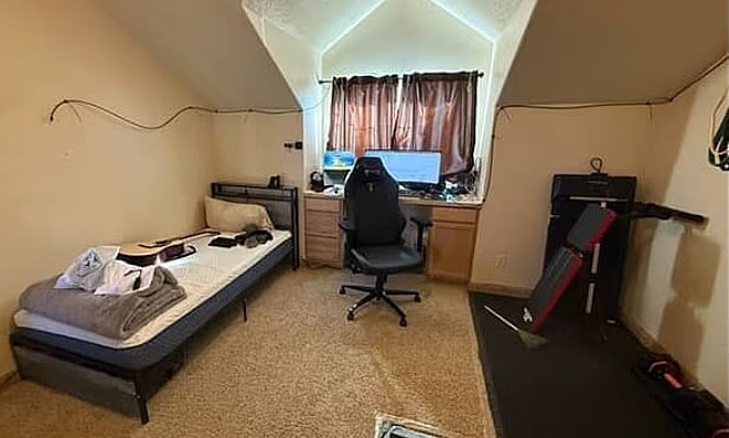 Tự nhốt mình một năm để 'đại tu' cuộc đời