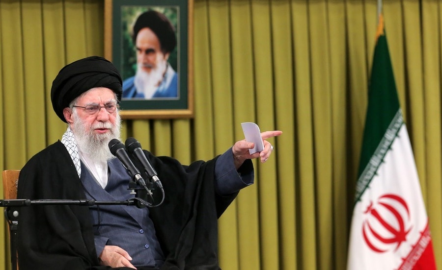 Lãnh tụ Iran cảnh báo Mỹ châm ngòi chiến tranh khu vực, ông Trump đáp trả