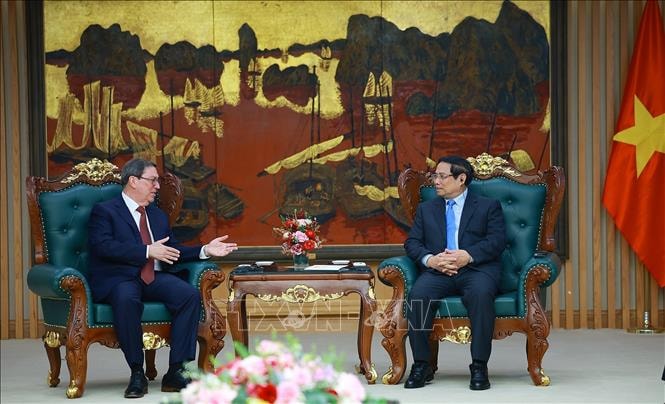 Thủ tướng Phạm Minh Chính tiếp Đặc phái viên Đảng, Chính phủ Cuba