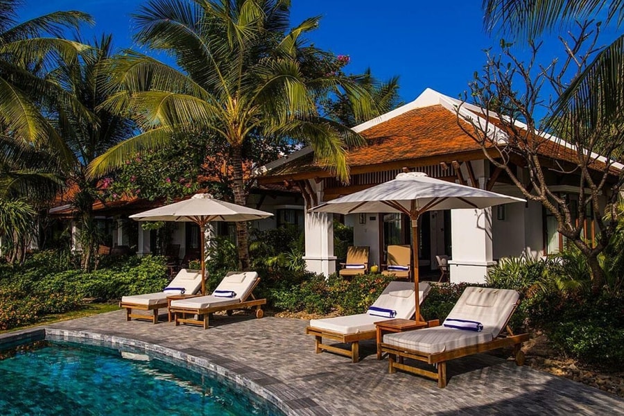 Vì sao khách phải trả phòng trước 12h, nhận từ 14h?