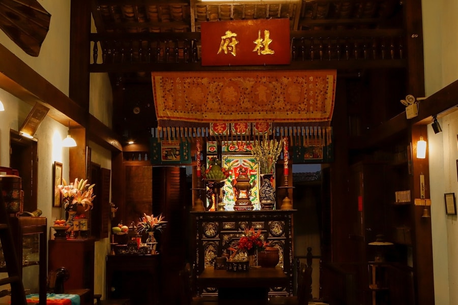 Tái hiện Tết Nam bộ trong quán cà phê biệt động Sài Gòn