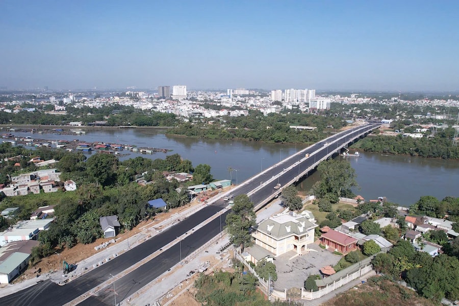 Đồng Nai thông xe hai trục giao thông gần 3.000 tỷ đồng